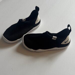Nike Kids Black Aqua Socks